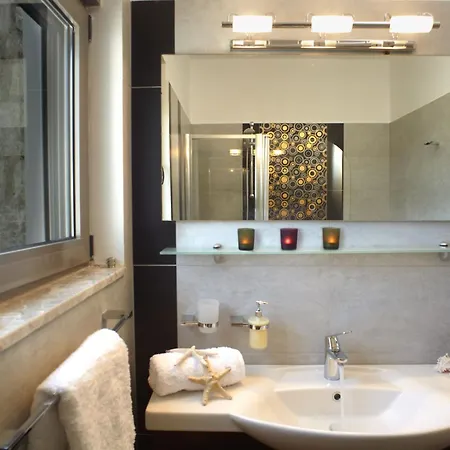 Blue Dream Exclusive Privees Pefki